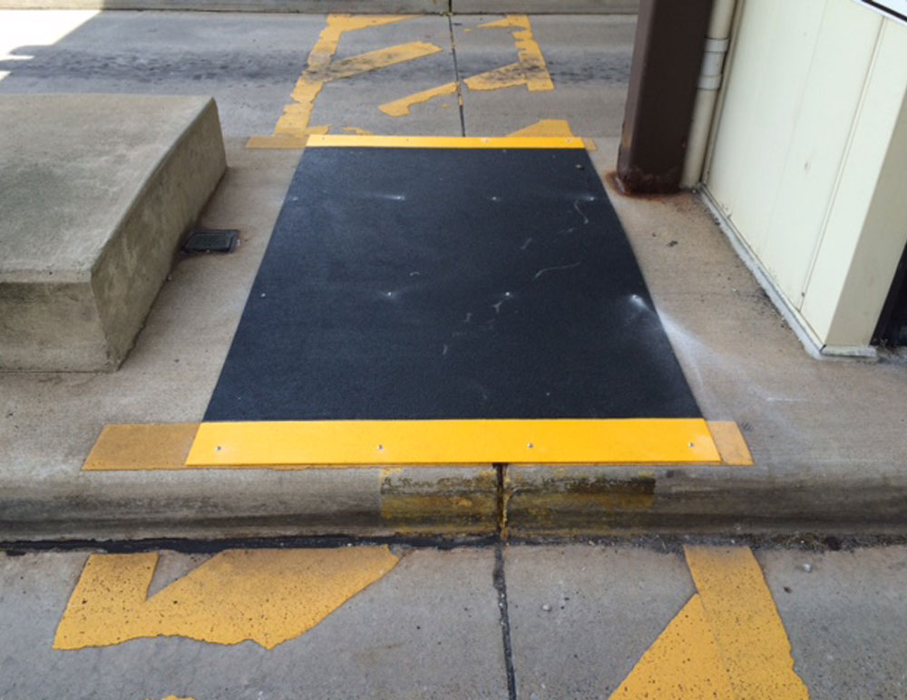 Non-Slip Fiberglass Walkway Panel Application